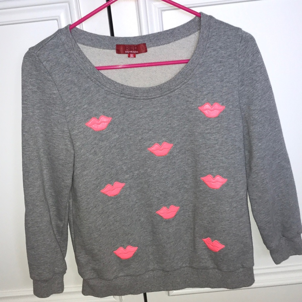 RED Saks Fifth Avenue brand gray sweater.